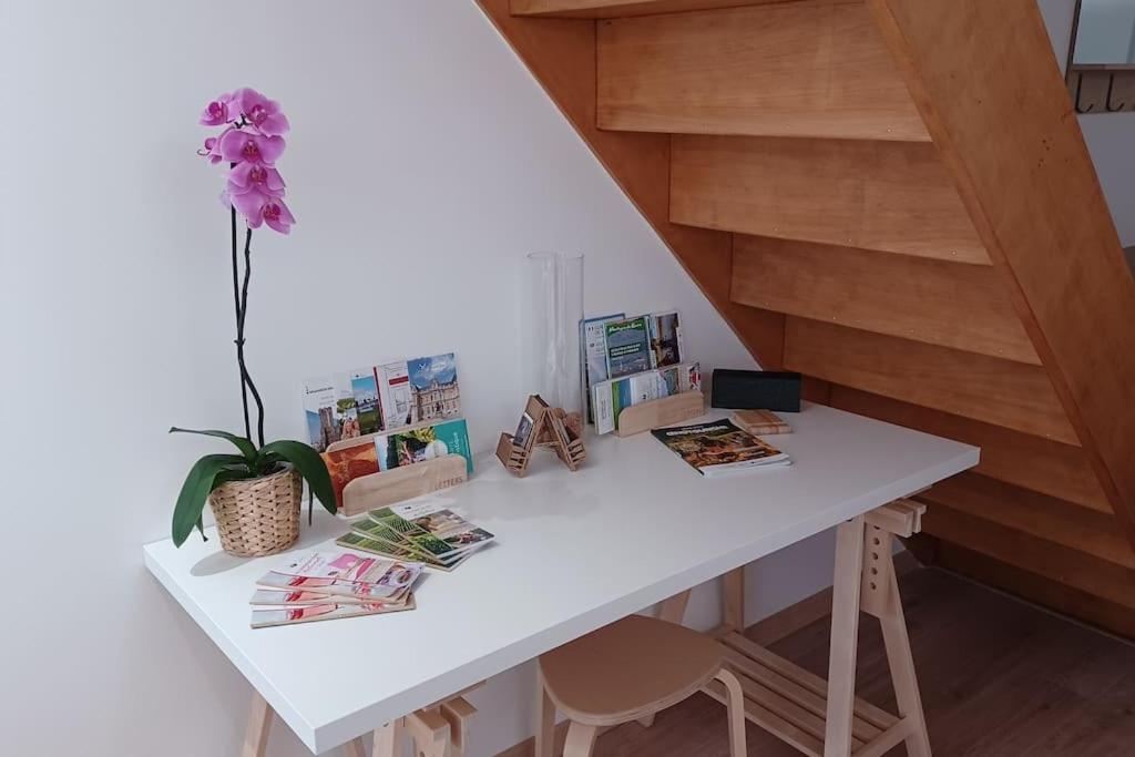 Gîte La bulle de Léna avec petit-déjeuner Flavigny Extérieur photo