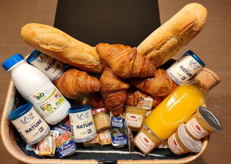 Gîte La bulle de Léna avec petit-déjeuner Flavigny Extérieur photo